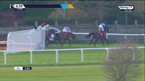 Video preview image for Sandown Park 16:10 - Paddy Power Handicap Chase (3)