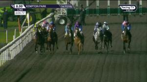 Video preview image for Kempton Park 20:00 - Unibet Extra Place Offers Every Day Handicap (Qualifier) (3)