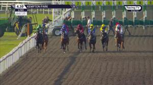 Video preview image for Kempton Park 16:30 - Unibet Extra Place Offers Every Day Handicap (3)
