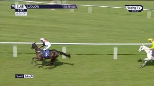 Video preview image for Ludlow 13:45 - Join RacingTV Mares' Novices' Hurdle (4)