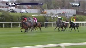 Video preview image for Aintree 15:30 - Betway Aintree Hurdle (Grade 1) (1)