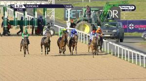 Video preview image for Dundalk 18:20 - BetVictor Proud To Support Irish Racing Handicap