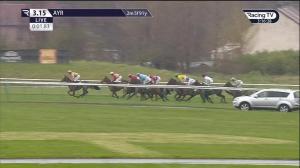 Video preview image for Ayr 15:15 - Visit racingtv.com Mares' Handicap Hurdle (5)