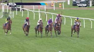 Video preview image for Cheltenham 15:50 - Weatherite Handicap Chase (2)