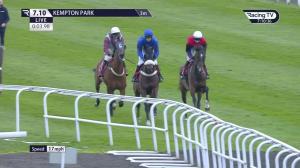 Video preview image for Kempton Park 19:10 - Join Vbet Handicap Chase (3)