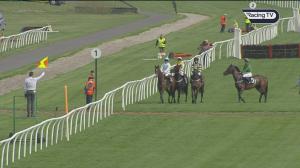 Video preview image for Market Rasen 15:01 - Star Sports Bet Owners Club Guarantee Handicap Hurdle (4)