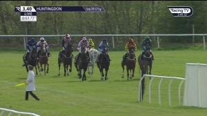 Video preview image for Huntingdon 15:40 - Bet At racingtv.com Handicap Hurdle (4)