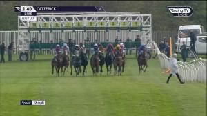 Video preview image for Catterick Bridge 13:40 - Easter Family Day Apprentice Handicap (6)