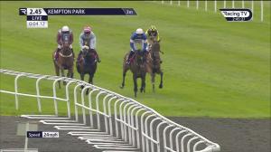 Video preview image for Kempton Park 14:45 - Bet @racingtv.com Handicap Chase (3)