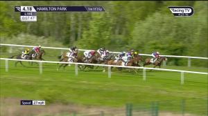 Video preview image for Hamilton Park 16:18 - Sky Bet Sunday Series Fillies' Handicap (4)