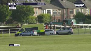 Video preview image for Aintree 17:50 - racingtv.com Handicap Chase (3)