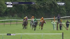 Video preview image for Warwick 16:40 - Feldon Dunsmore Carnival Handicap Hurdle (3)