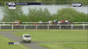 Video preview image for Kempton Park 18:00 - Unibet Horserace Betting Operator Of The Year Handicap (Qualifier) (4)
