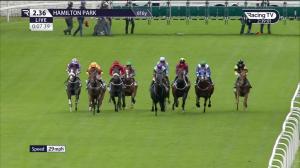 Video preview image for Hamilton Park 14:36 - Platinum Jubilee Celebrations Clyde Handicap (2)