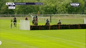 Video preview image for Huntingdon 14:10 - Royal Handicap Hurdle (5)