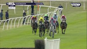 Video preview image for Huntingdon 15:20 - Northmores Mares' Handicap Chase (5)