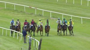 Video preview image for Tramore 17:00 - Tramore Tourism Handicap Chase