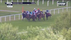 Video preview image for Sandown Park 15:25 - Watch Racing Online Free With Coral Handicap (Qualifier) (4)