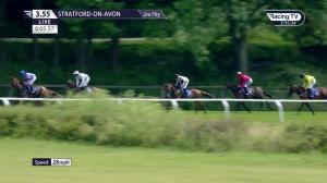 Video preview image for Stratford-on-Avon 15:55 - Visit racingtv.com Novices' Hurdle (4)