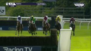 Video preview image for Perth 16:07 - racingtv.com/freetrial Kilmany Handicap Chase (3)