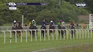 Video preview image for Pontefract 18:15 - Sky Bet Sunday Series 3yo Mile Handicap (4)