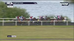 Video preview image for Kempton Park 19:00 - Unibet Support Safe Gambling Handicap (Qualifier) (4)