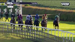 Video preview image for Beverley 19:53 - William Jackson Food Group Handicap (6)