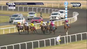 Video preview image for Kempton Park 18:15 - Unibet Horserace Betting Operator Of The Year Novice Stakes (3)