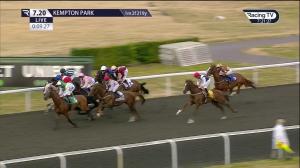 Video preview image for Kempton Park 19:20 - Unibet Extra Place Offers Every Day Handicap (Qualifier) (5)