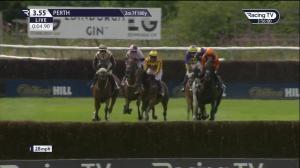 Video preview image for Perth 15:55 - Watch On Racing TV Handicap Chase (5)
