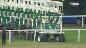 Video preview image for Sandown Park 19:45 - Devine Homes Handicap (4)