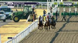 Video preview image for Kempton Park 18:50 - Unibet/Breeders Backing Racing EBF Fillies' Novice Stakes (5)