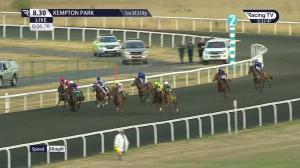 Video preview image for Kempton Park 20:30 - Unibet Extra Place Offers Every Day Handicap (6)