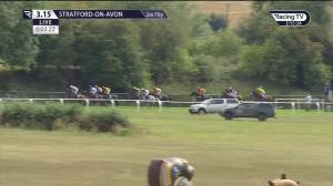 Video preview image for Stratford-on-Avon 15:15 - Walls & Ceilings International Ltd Handicap Hurdle (5)