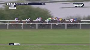 Video preview image for Kempton Park 14:40 - Unibet London Mile Series Final Handicap (Series Final) (2)