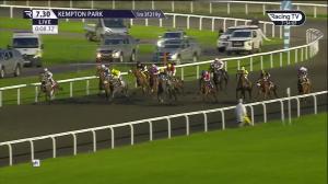 Video preview image for Kempton Park 19:30 - Unibet Support Safe Gambling Novice Stakes (4)