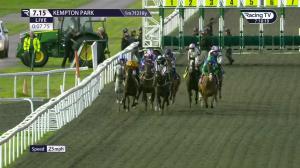 Video preview image for Kempton Park 19:15 - Unibet 3 Uniboosts A Day Handicap (Qualifier) (4)