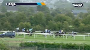 Video preview image for Roscommon 15:35 - Class Grass Handicap Hurdle 