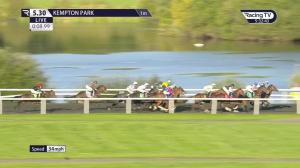 Video preview image for Kempton Park 17:30 - Unibet Horserace Betting Operator Of The year/EBF Restricted Novice Stakes (5)
