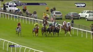 Video preview image for Pontefract 15:05 - RacingTV HD Bluff Cove Handicap (5)