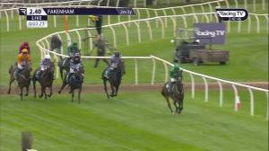 Video preview image for Fakenham 14:40 - Paddy Power Novices' Hurdle (4)
