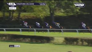 Video preview image for Stratford-on-Avon 15:54 - Craig Tuohy's 40th Birthday Winner Mares' Handicap Hurdle (4)