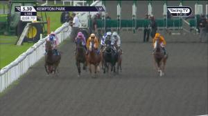 Video preview image for Kempton Park 17:30 - Unibet Horserace Betting Operator Of The Year Handicap (Qualifier) (5)