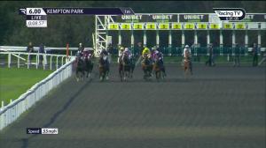 Video preview image for Kempton Park 18:00 - Unibet Support Safe Gambling Nursery Handicap (6)