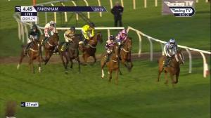 Video preview image for Fakenham 16:45 - Greene King Ipa Handicap Hurdle (4)