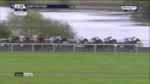 Video preview image for Kempton Park 15:38 - British EBF Future Stayers Maiden Stakes (Sire and Dam-Restricted) (4)