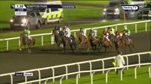 Video preview image for Kempton Park 19:30 - Unibet Extra Place Offers Every Day Handicap (4)