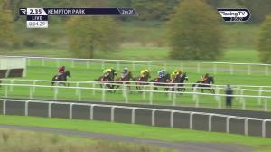 Video preview image for Kempton Park 14:35 - Jamie and Laura Are Getting Married Handicap Chase (3)