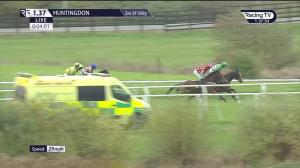 Video preview image for Huntingdon 13:37 - Weatherbys nhstallions.co.uk Novices' Handicap Chase (5)