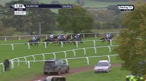 Video preview image for Taunton 13:50 - Cornish Rock Gin Novices' Hurdle (4)